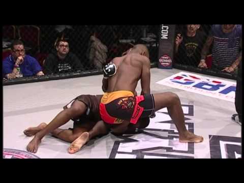 Micheal McVoy vs Alex DA KID Lohore   WCMMA 13