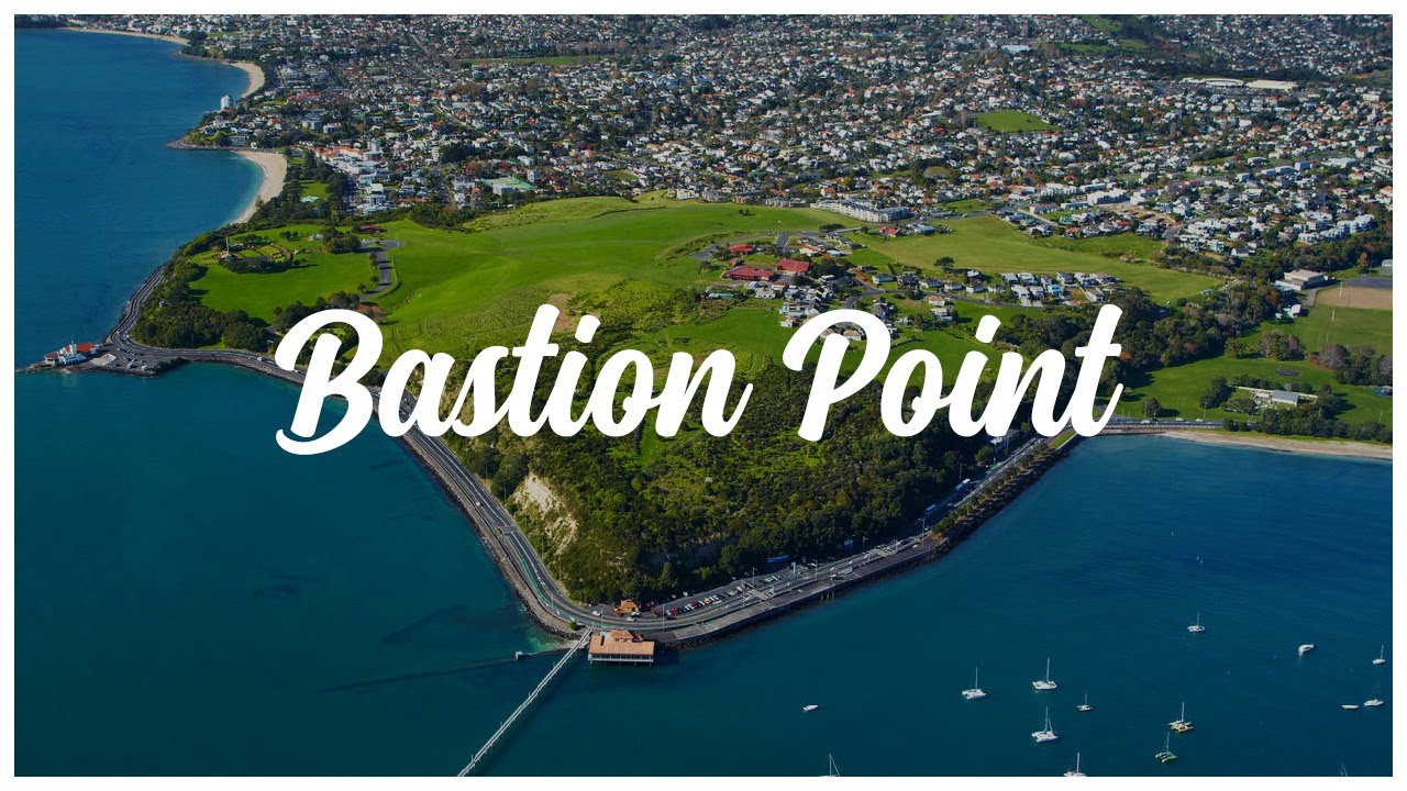 Soak in the stunning panoramic views at Auckland’s iconic Bastion Point.