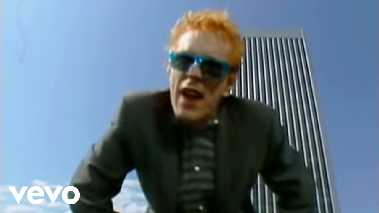 Public Image Limited - This Is Not A Love Song - YouTube