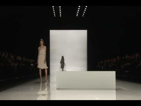 Chado Ralph Rucci Fashion Show 2009 shot by Totally Cool ®