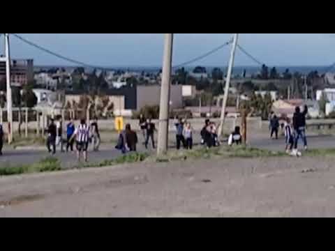 Ferro pidiendole mano a mano a palazzo!