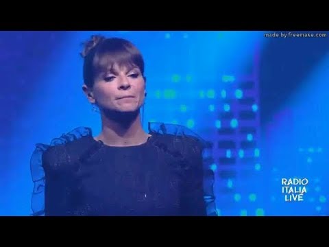 Alessandra Amoroso - Stupida (Live RadioItalia)