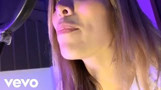 Luisa Fernanda W - De Repente  ( COVER ) Sanvalentin