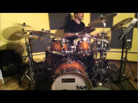 Pierluigi Villani drum solo- Taye Studio Maple-Bosphorus-Wincent