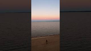 Olhe para o céu! Lua cheia de morango hoje a noite 29/06/2026.