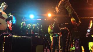 Mariachi el Bronx Poverty's King