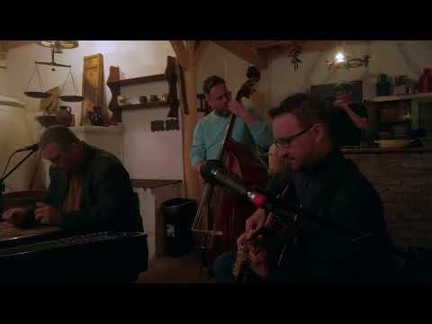 Cimbali Trió - Katonadolog