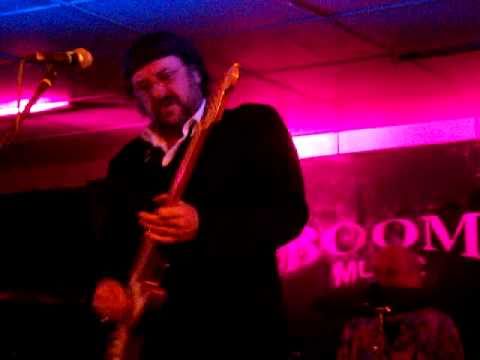 Ray Minhinnett & ALL STAR BAND - Memorial show for George McFall,Sutton, Surrey. UK. 31.10.2010