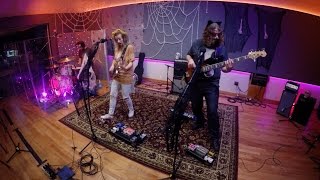 Slothrust - "Rotten Pumpkin" - KXT Live Sessions