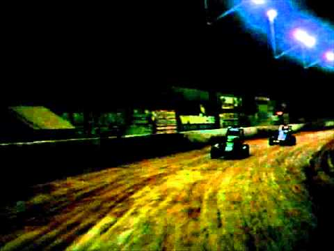 Compact Speedcar Heat 3 Archerfield 12th May 2012 looking from the rear.wmv