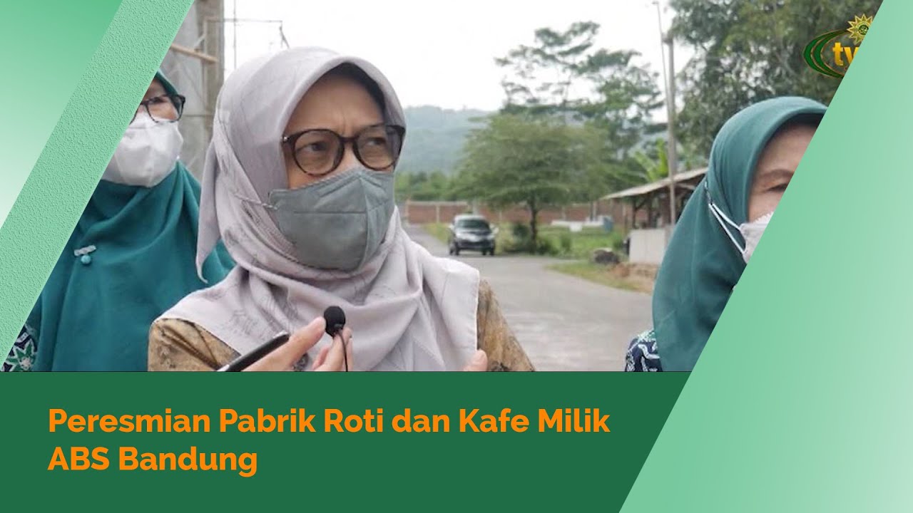 Siti Noordjannah Djohantini Resmikan Pabrik Roti dan Kafe Milik Aisyiyah Boarding School Bandung