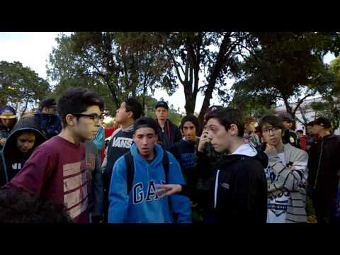 16AVOS MERLOFREE   SNAKE VS MC