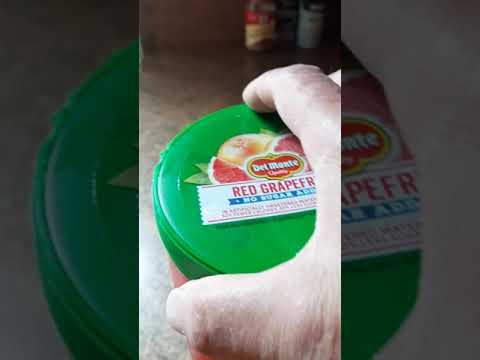 how to open the red grapefruit del monte contair.