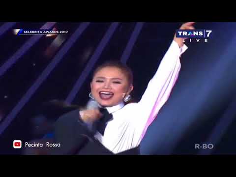 Rossa feat. Soundwave - Firework (Selebrita Awards 2017)