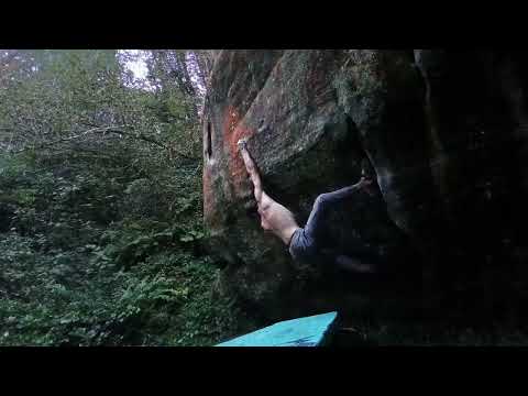 "Girafunk": 8b - Fontainebleau - First Ascent