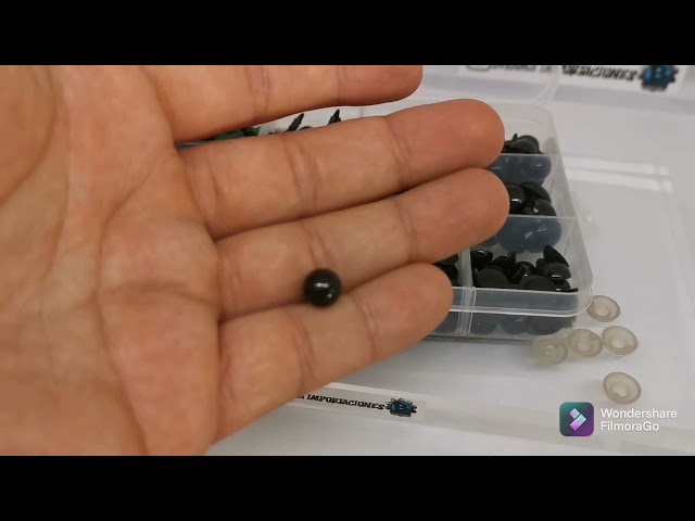 Vídeo relacionado con FANGZIDM 346 Piezas Ojos de Seguridad con Arandelas 5-12mm Ojos de Juguete de Plástico Negro para Fabricación de muñecas DIY Manualidades