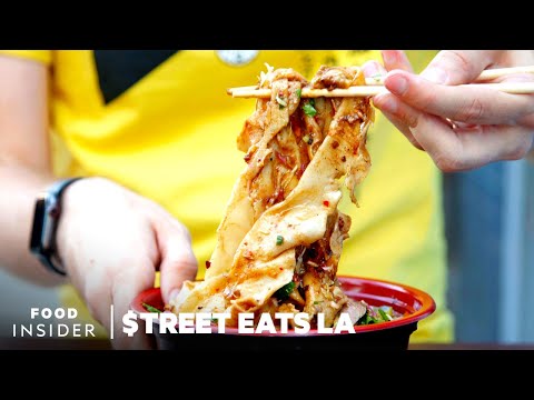 這家Biang Biang Mian店的所有東西，從羊肩到牛腿，應有盡有 - $treet Eats LA (Everything From This Biang Biang Mian Shop, From Lamb Shoulder To Beef Shank | $treet Eats LA)