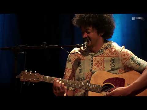 Justin Vali & Joel Rabesolo ft. Ballake Sissoko (Kora Days at Muziekpublique)