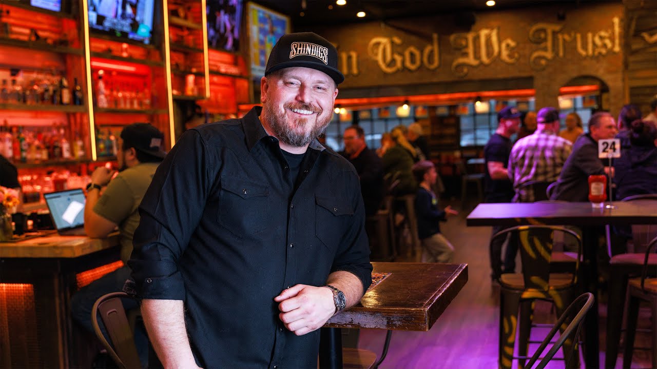 Shindigs in Riverside: Where Great Food, Drinks, and Live Music Come Together!