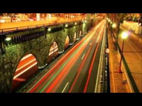 Hardwell Vs. Michael Woods Feat. Duvall - Spaceman On Earth