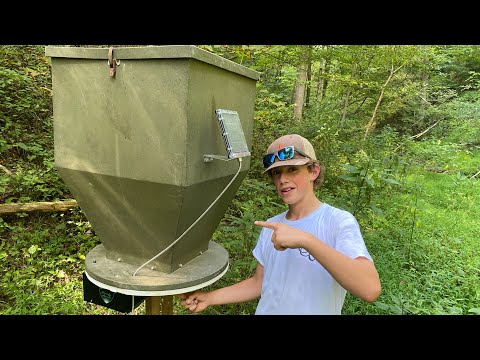 NEW SOLAR PANEL FEEDERS (THE FUTURE OF DEER HUNTING???)