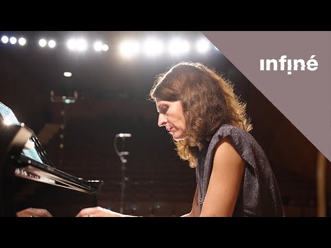 Vanessa Wagner presents: Philip Glass [The Complete Piano Etudes]