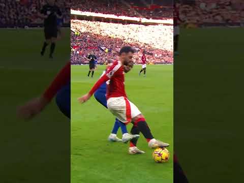 Bruno Fernandes' CHEEKY nutmeg!