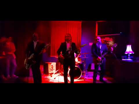 The Tarantinos - Girl You'll Be A Woman Soon - Live @ Rainbow Hotel - 27 April