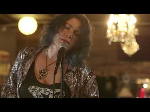 How Do I Stop (official single from Lulu and the Broadsides 2023)