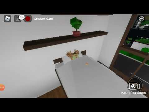 a garota do andar de baixo