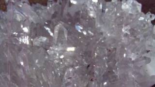 preview picture of video 'Huge Arkansas Quartz Crystal Cluster / Extreme Shine'