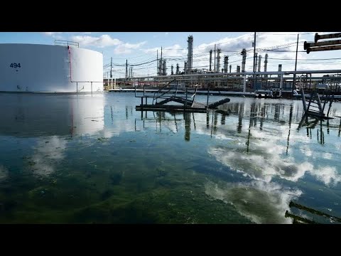 費城煉油廠清理工作凸顯化石燃料的有毒遺留問題 (Philadelphia refinery cleanup highlights toxic legacy of fossil fuels)