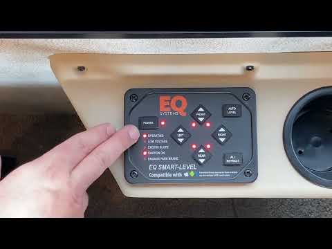 2023 Newmar Bay Star Leveling system EQ Smart-Level