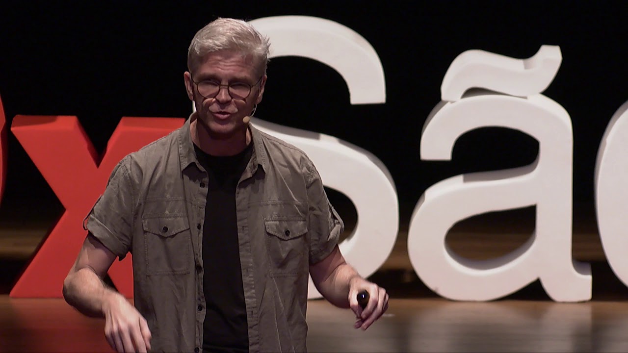 Ubuntu: eu sou porque nós somos | André François | TEDxSaoPaulo