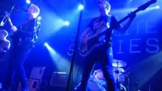 A piece of Satellite Stories performing Vagabonds // The Trap live at Paradiso