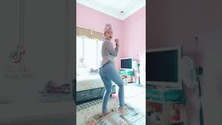 Download lagu tante pemersatu goyang tiktok mp3