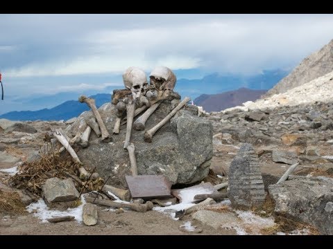 Il mistero delle tombe sull'Himalaya