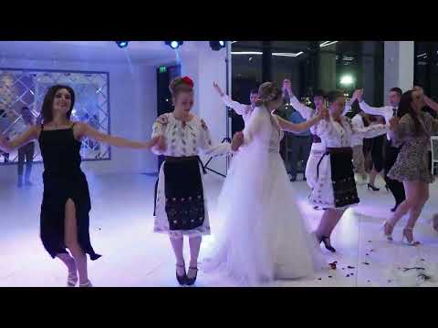 Ansamblul IZVORAȘ la nunta lui Vladimir și Simona