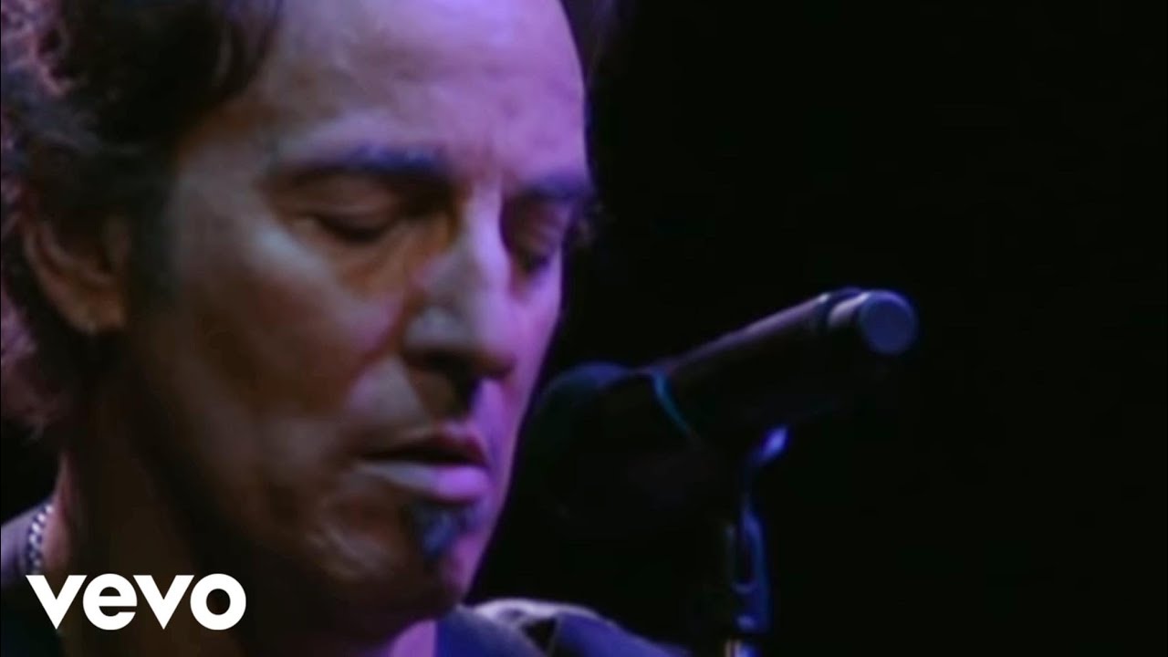 Bruce Springsteen & The E Street Band - The Ghost of Tom Joad (Live ft. Tom Morello) - YouTube