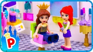 Download lagu LEGO Belle Visits BEAUTY PARLOR for a Party Makeup... mp3