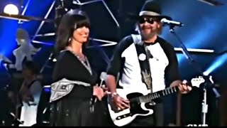 Hank Williams, Jr and Jessi Colter - Good Hearted Woman CMT Outlaws - 2004