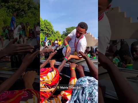 Ilimane NDIAYE : Champion d'Afrique Célébré chez ses Grands-Parents à Thiès