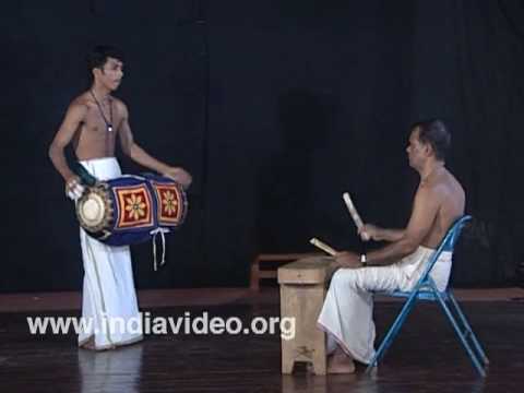 Maddalam, Drum, percussion instrument, Traditional, training, Kalamandalam, Kerala, India — वीडियो थंबनेल