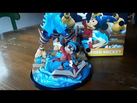 Disney Q Fig Max Sorcerer Mickey Fantasia 80th Anniversary Figurine Review