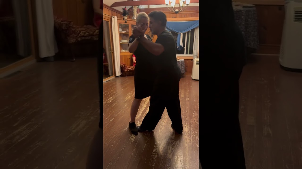 Vals lesson. Claudio Villagra & Helena Fernández. Caminito Amigo Tango. Washington DC 7/2023