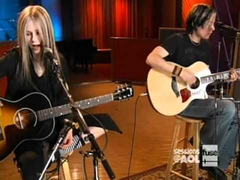Avril Lavigne - Sk8er Boi [acoustic] live [Sessions @ AOL]  [April 12, 2004]  [HQ]