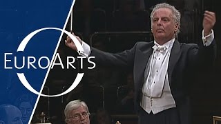 Barenboim & Chicago Symphony Orchestra play Boulez, Debussy, de Falla, Carli