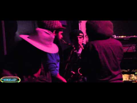 KING SHILOH SOUNDSYSTEM ft i jah salomon & rootsman - double dub sax pt11 @ mc theather 23-11-13