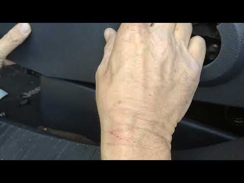 Jeep Patriot 2012 & up seat trim repair & replace.