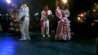 Mirleth Mercado Macausland y Gustavo Ramirez bailadores de cumbia 7 bocas 2013